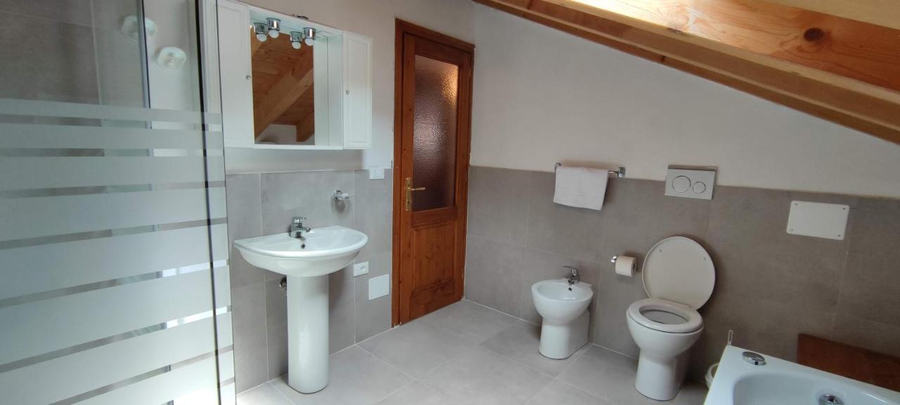 Gavia Cottage Ponte Di Legno Luaran gambar